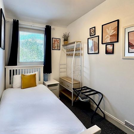 Roost Hill - Free Parking Zone Hotel Единбург Екстериор снимка