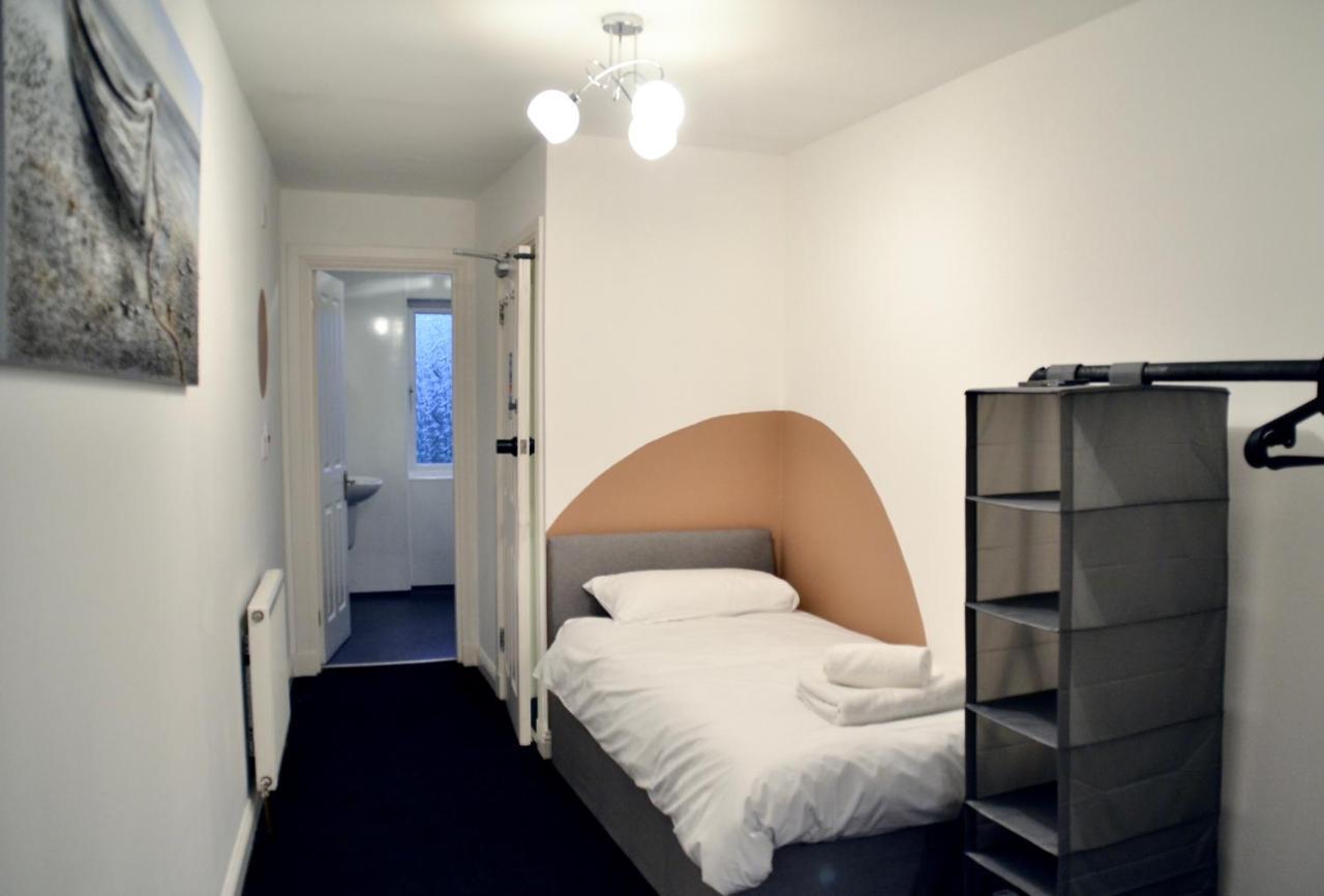 Roost Hill - Free Parking Zone Hotel Единбург Екстериор снимка