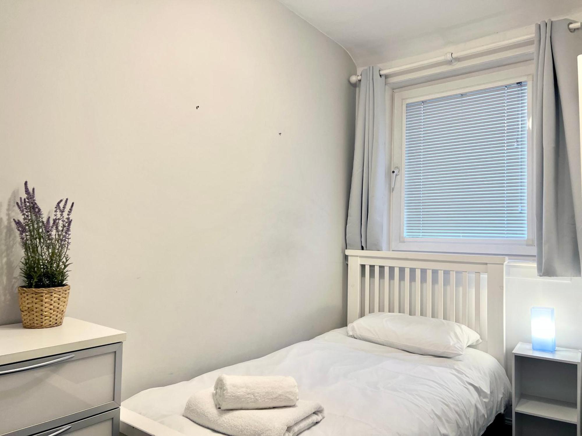 Roost Hill - Free Parking Zone Hotel Единбург Стая снимка